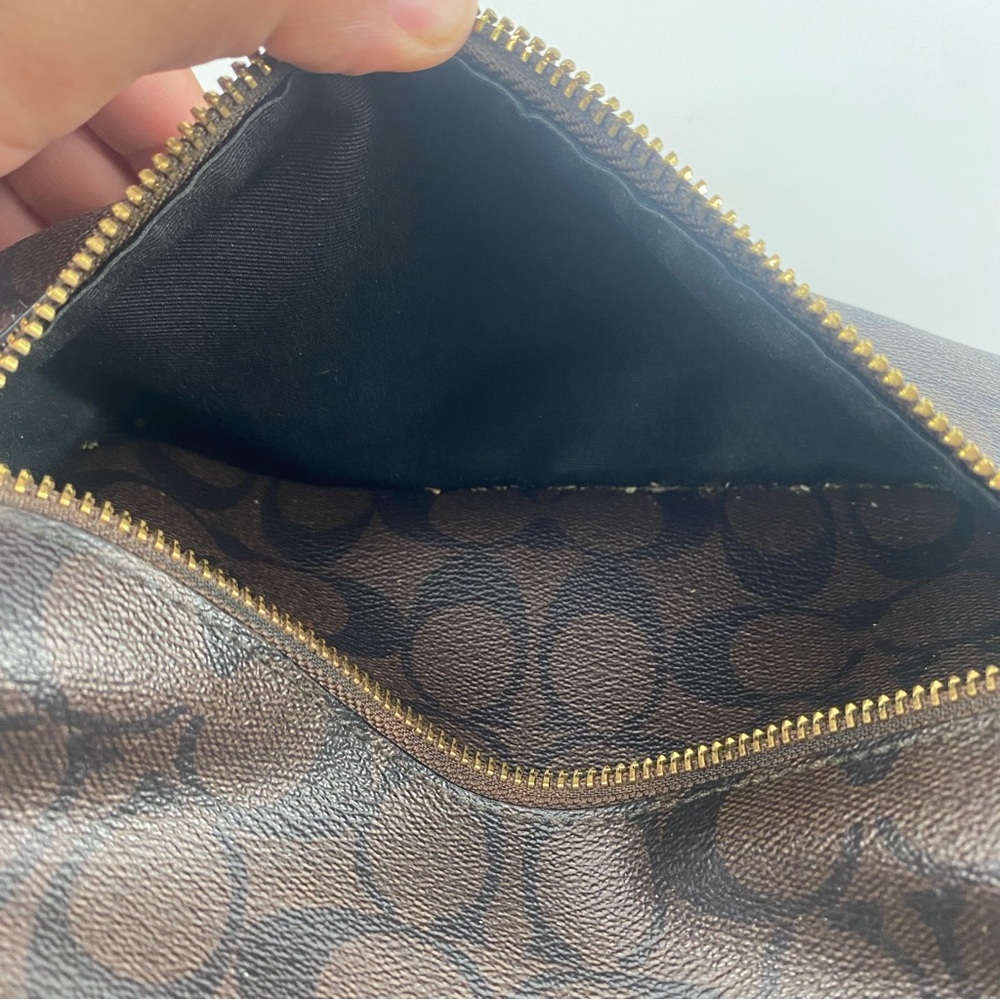 Coach Medium Charlie Backpack Signature Canvas - Picture 10 of 16